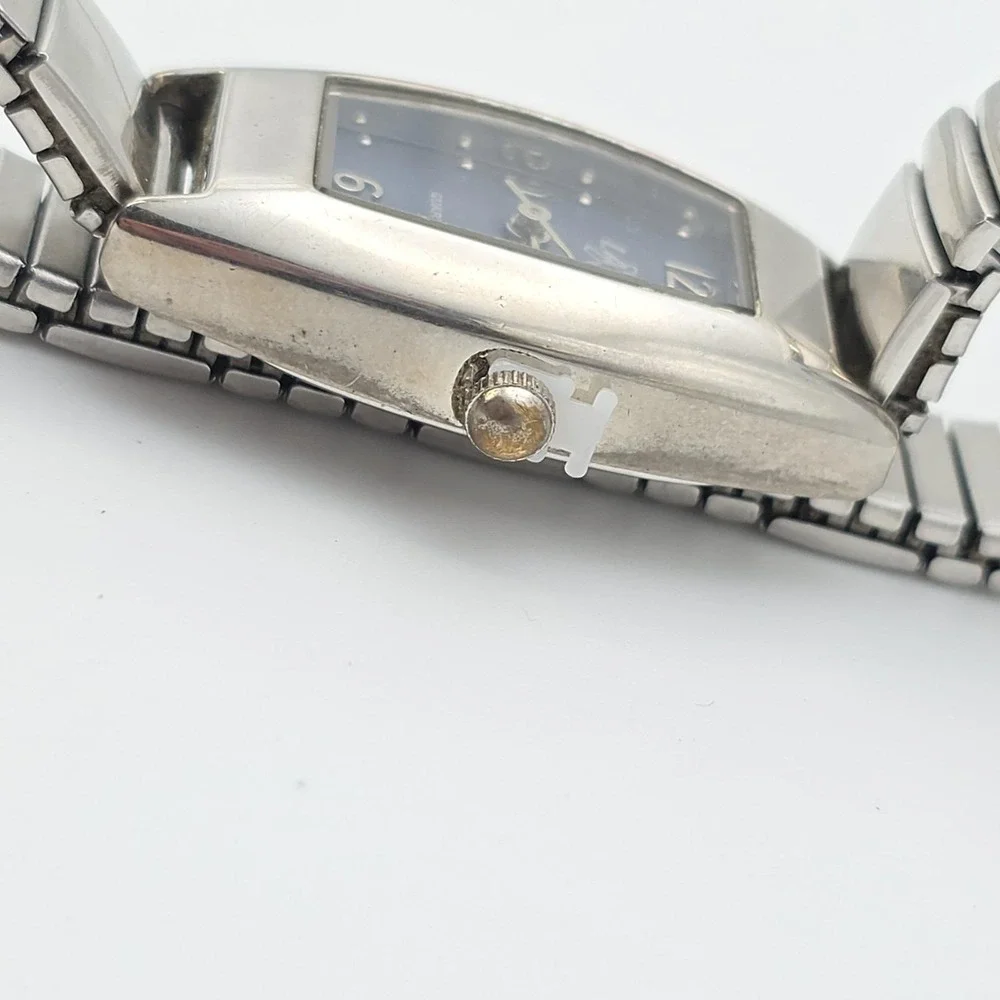 Vtg LAX Ladies Watch Navy‎ Blue Dial Silver Tone New Battery 7
